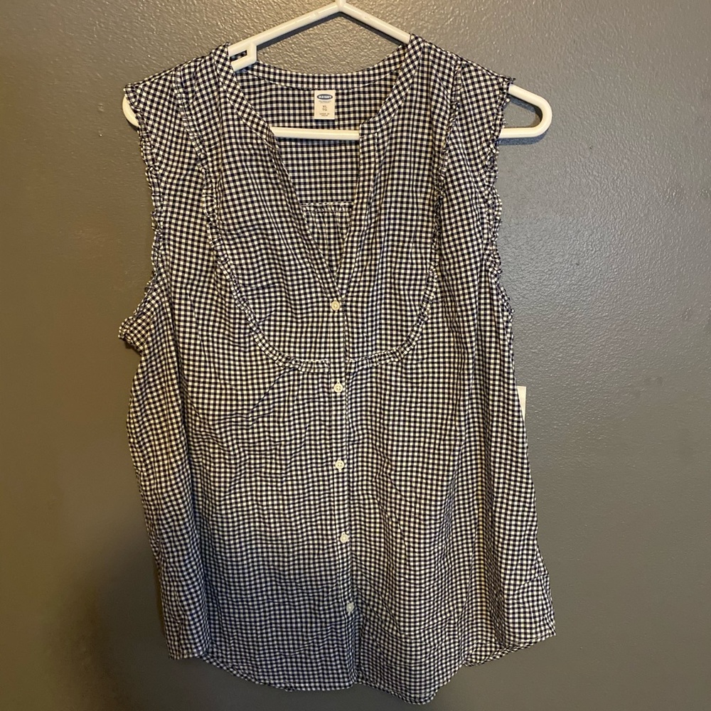 Plaid Sleeveless Women’s Top
